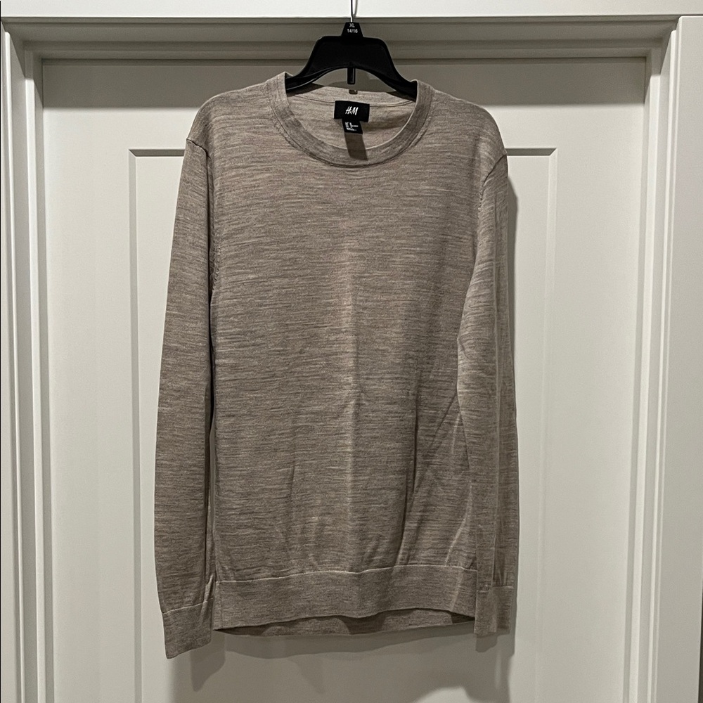 H&M Men's Tan Crewneck Sweater